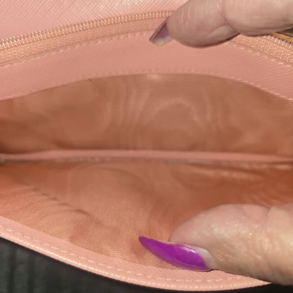 Salvatore Ferragamo Vara Bow long wallet Pink Box Included - Picture 9 of 10